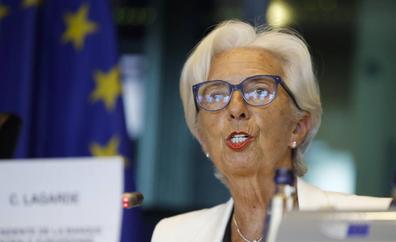 Lagarde advierte del repunte de los sueldos por la subida del salario mínimo