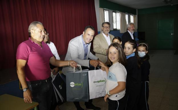 Colegio Ajei, el mejor reciclando pilas