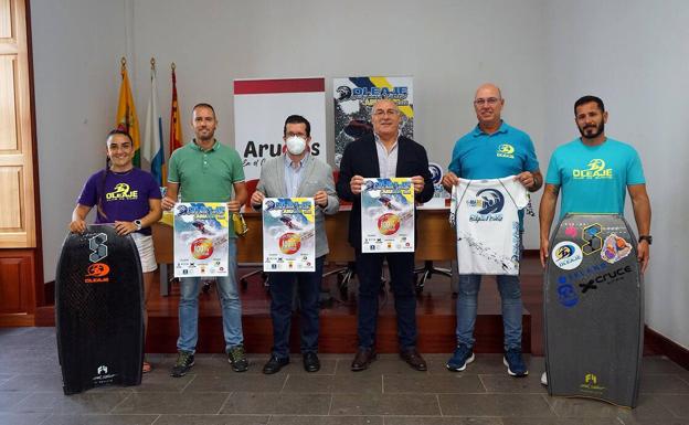 Arucas inicia el Circuito Nacional de Bodyboard