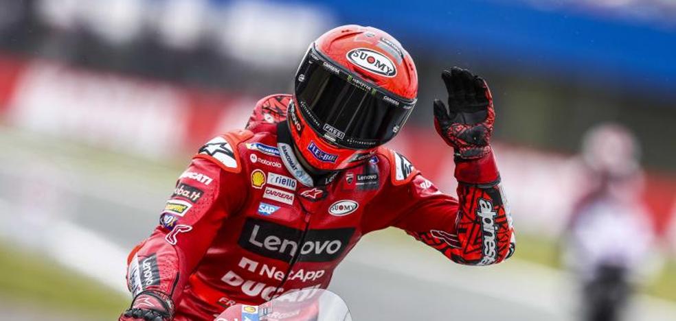 Bagnaia takes pole in Assen with a record