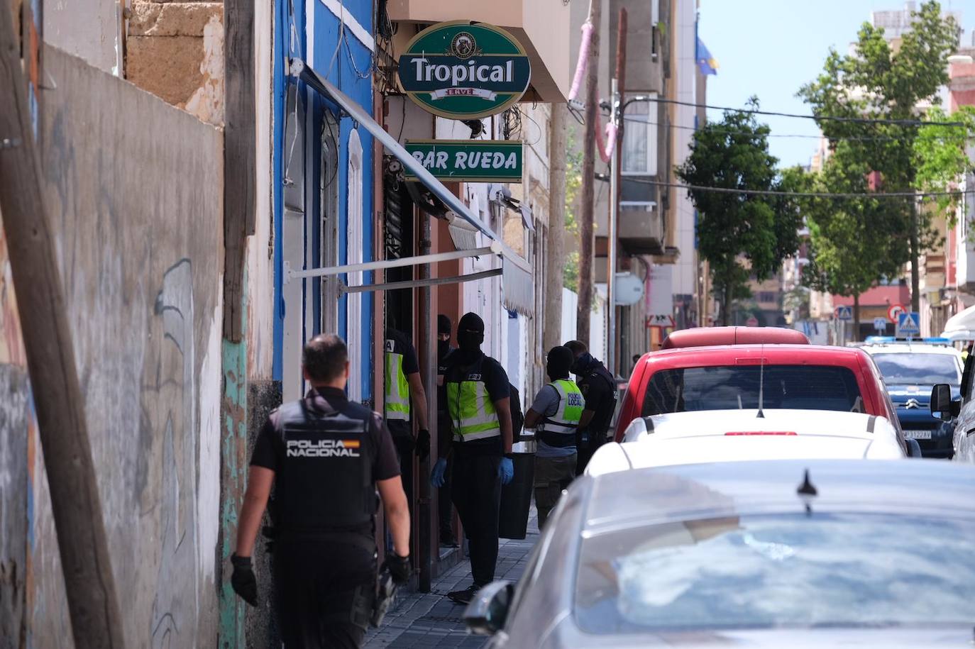 Cinco detenidos en una operación antidroga de la Policía Nacional en Molino de Viento