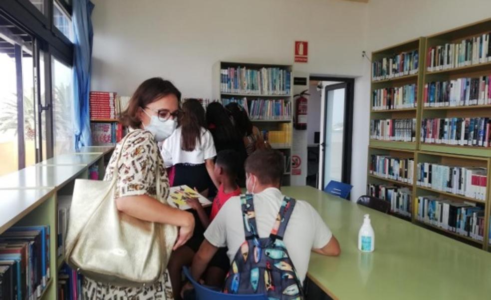 La Biblioteca de Gran Tarajal abre por primera vez por la tarde en verano