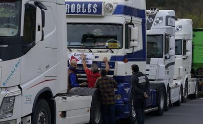 Los transportistas acuerdan no retomar el paro y negociar con el Gobierno