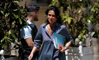 Una secretaria de Estado francesa ginecóloga se enfrenta a tres denuncias por violación