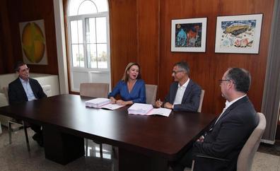 Cabildo y Elecnor sellan el acuerdo para montar el parque eólico San Bartolomé