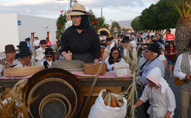 La romería de Tuineje se adapta a los nuevos tiempos