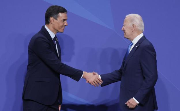 Los compromisos de Sánchez con la OTAN activan una bomba de relojería en la coalición