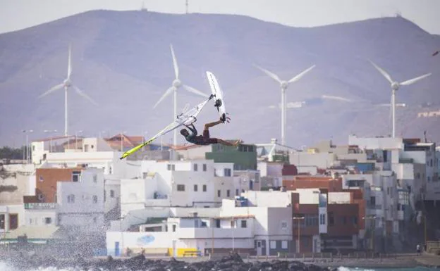 Pozo Izquiero acogerá del 9 al 17 de julio el Mundial de Windsurf 2022