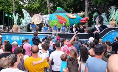 Recogen 3.550 kilos de residuos del Carnaval de Día y Entierro de la Sardina