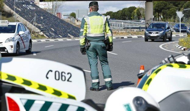 Circuló 12 kilómetros en patinete por la autopista