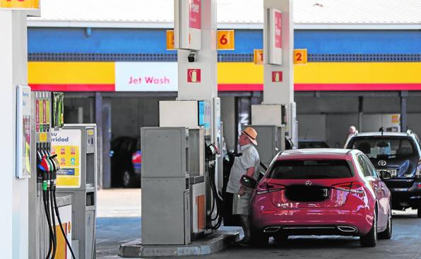 La gasolina y el gasóleo dan un respiro