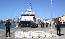 Incautan 1.733 kilos de cocaína en un pesquero en aguas cercanas a Canarias