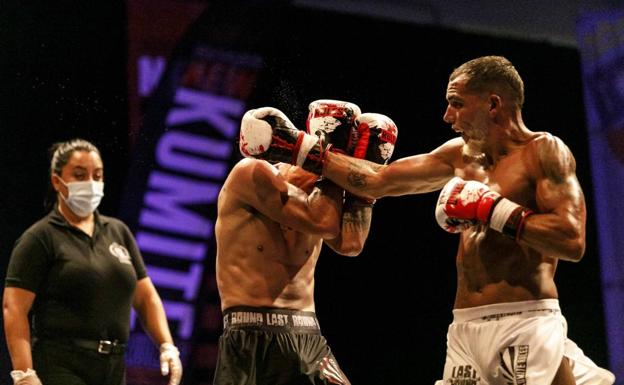 Cita grande con el espectáculo del New Kumite Rules