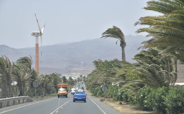 El bochorno se instala en Canarias y trae mínimas de 20 grados de noche
