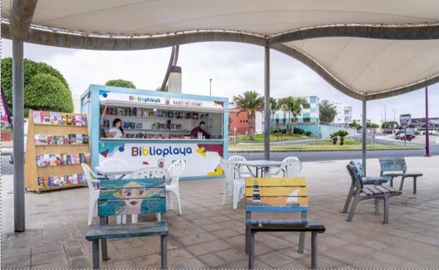 Vuelve la lectura con vistas a la playa de Los Pozos