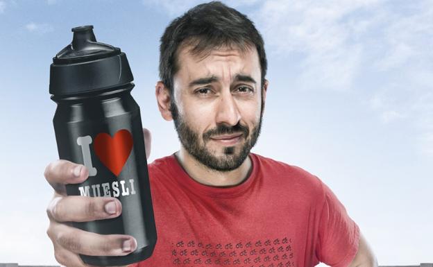 El humor de Javi Sancho llega a Tinajo con 'Del deporte también se sale'