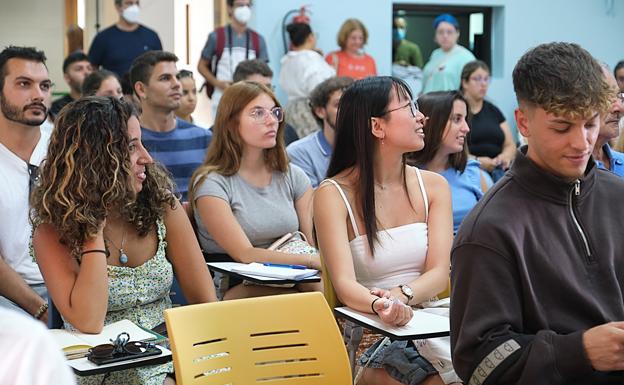 110 estudiantes realizan la beca de formación de verano, única en Canarias