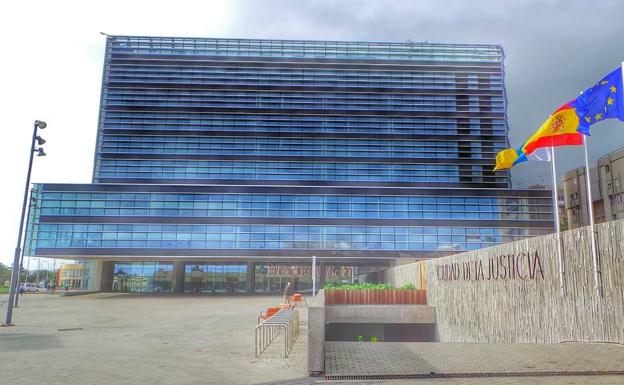 Abusó de la hija menor de su novia aprovechando el aturdimiento que le ocasionaba una medicación