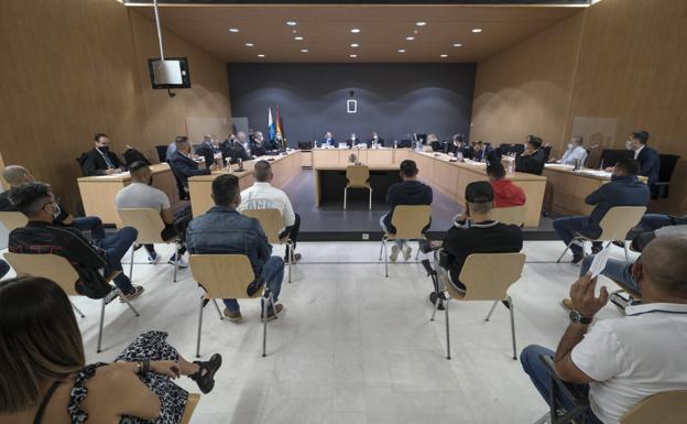 La fiscal acusa de blanqueo a la banda del Pisahuevos