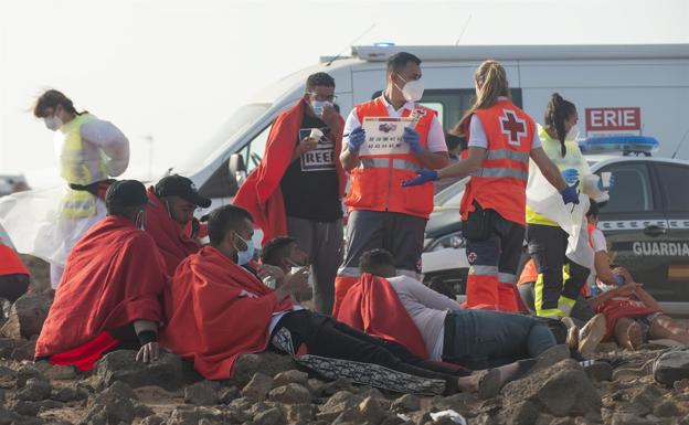 Al menos 800 personas han fallecido en la Ruta Canaria este año