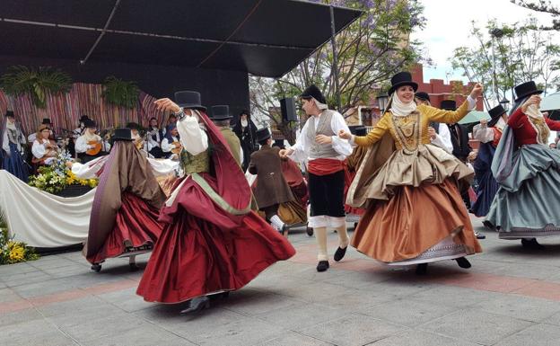 Ingenio clausura su festival de folclore