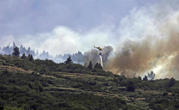 El conato de incendio en El Tanque «está controlado»