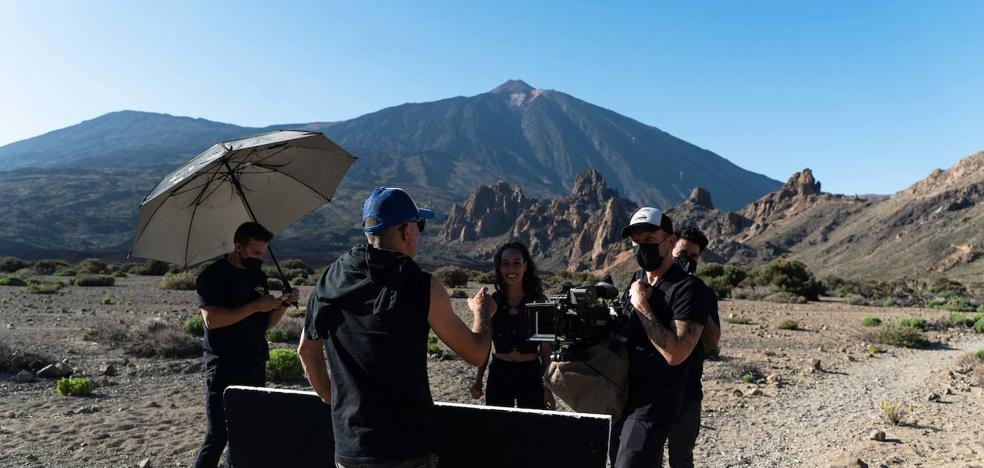 The Audiovisual Cluster rejects the PRUG to shoot on Teide