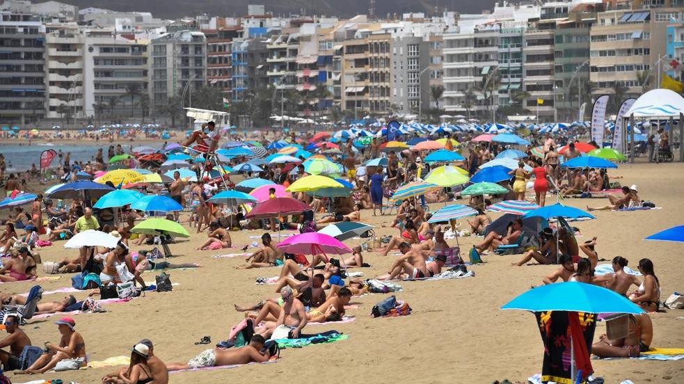 Baja el calor en Canarias pero sigue rozando los 30ºC