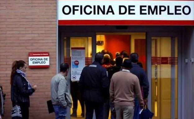 El empleo crece un 3% en el último trimestre en Canarias