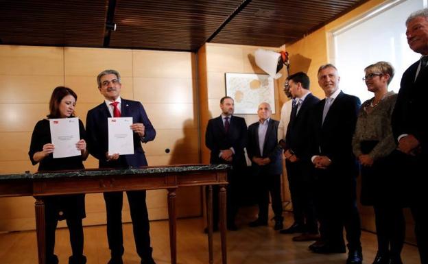 Sánchez da por cumplido el 62% del pacto sobre la agenda canaria que firmó con NC