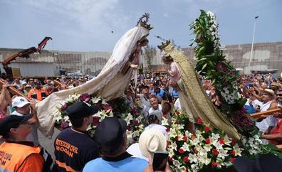 La Virgen del Carmen de Mogán se reencuentra con la de Arguineguín