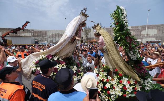 La Virgen del Carmen de Mogán se reencuentra con la de Arguineguín