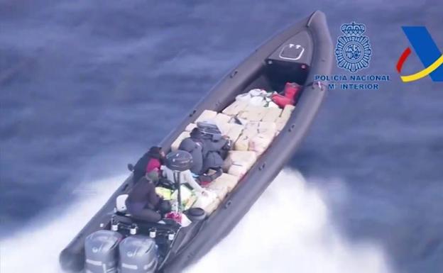 Roban hachís a los agentes que frustraron un alijo de 870 kilos en Cádiz