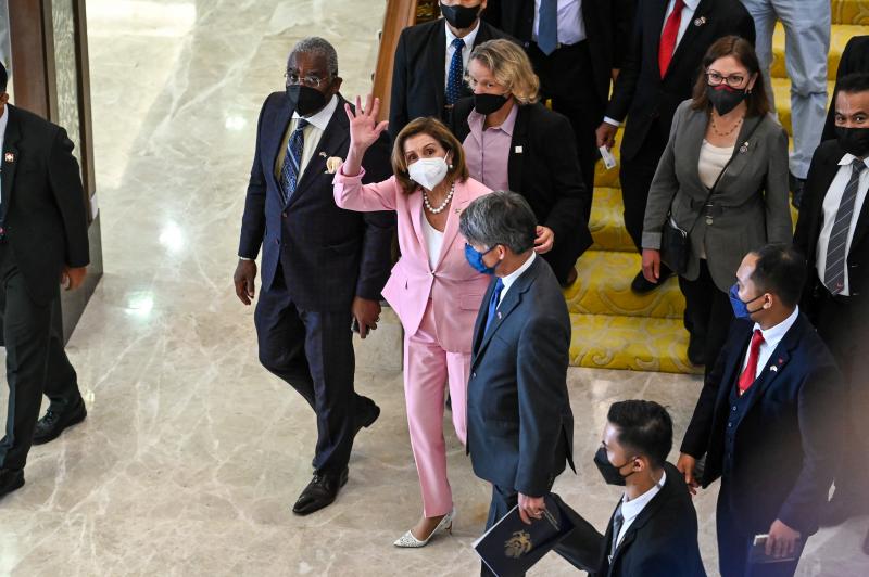 Nancy Pelosi ha visitado el Parlamento de Malasia al comienzo de su periplo asiático