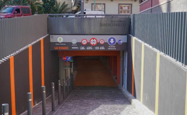 El aparcamiento de San Bernardo avisa de si hay plazas libres