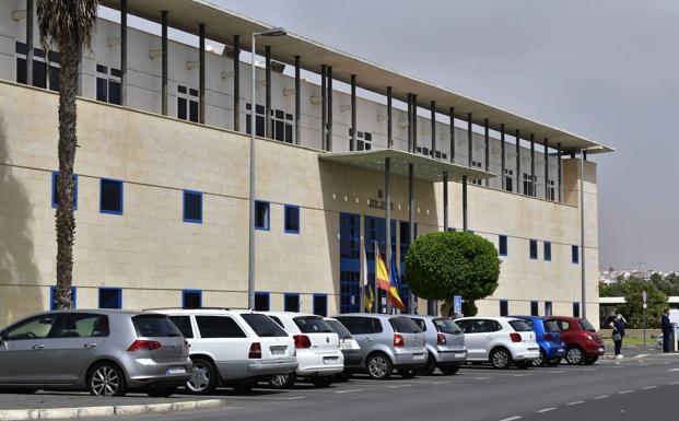 A Abdelkarim lo golpearon entre varias personas antes de matarlo