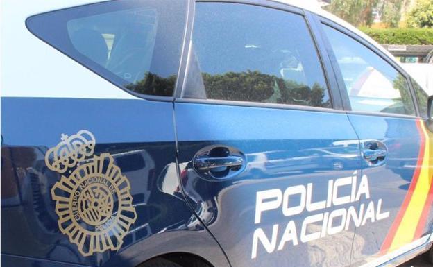 Detenidos por robar a punto de cuchillo a un viandante