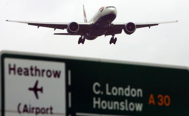 Ferrovial baraja la venta de su 25% en el aeropuerto de Heathrow