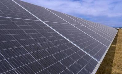 Iberdrola pone en marcha en Extremadura la mayor planta fotovoltaica de Europa