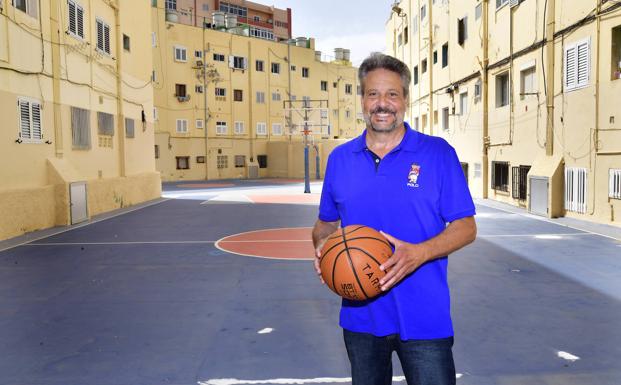 Carmelo Cabrera: «Quise cambiar un poco el estilo, fui bastante incomprendido al principio»