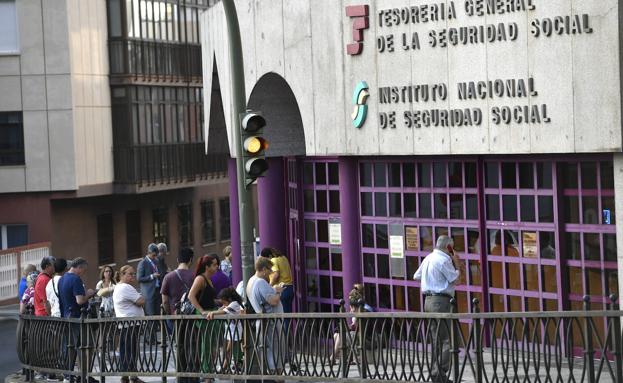La Seguridad Social prevé 187.000 personas afiliadas menos en agosto
