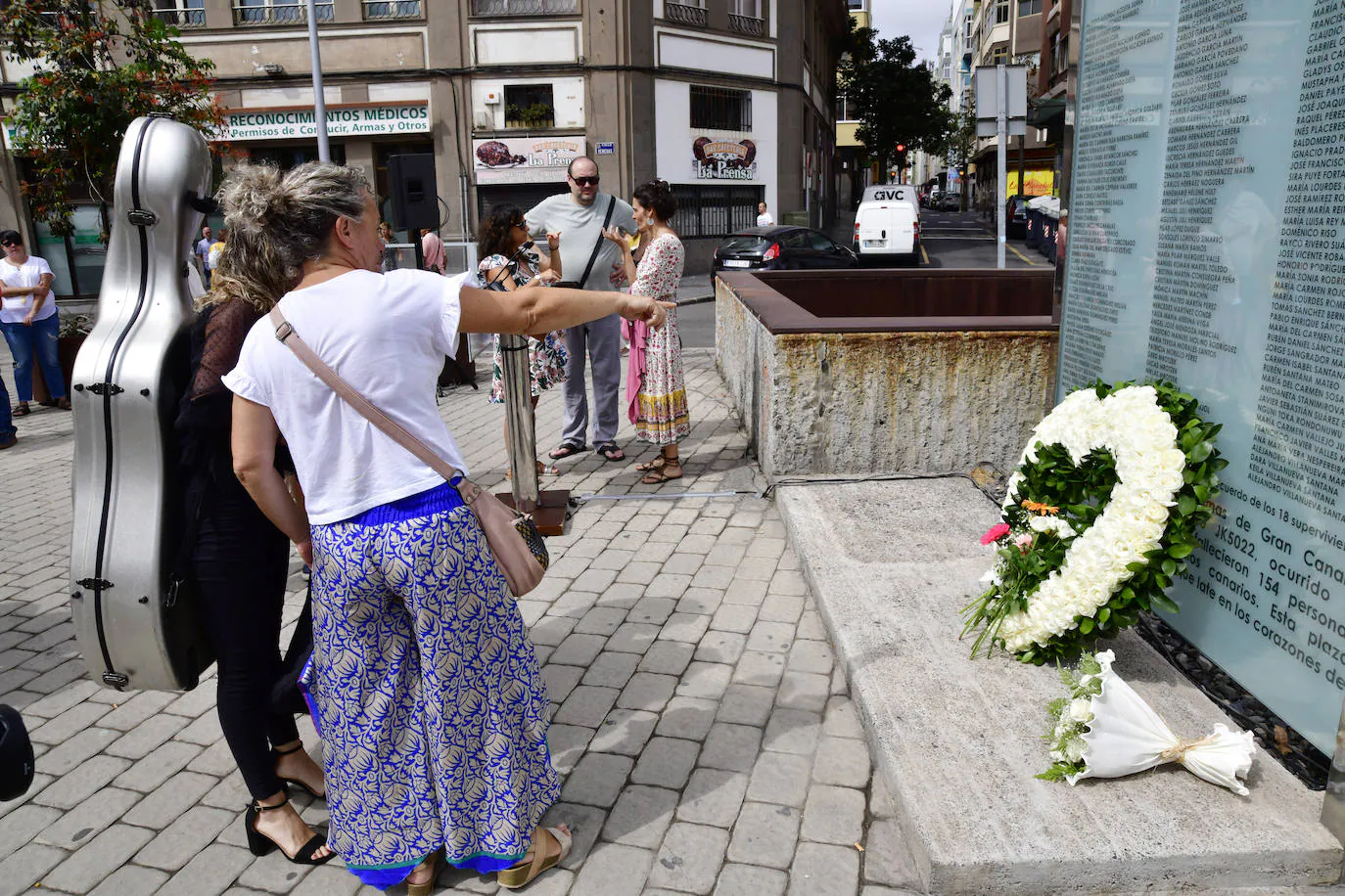 Homenaje a las víctimas en la capital grancanaria