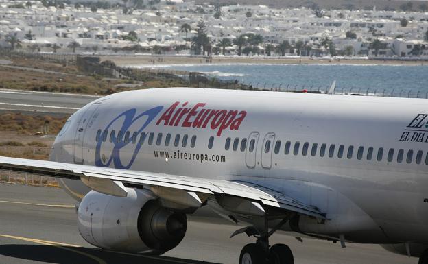 Paulino Rivero alerta sobre los riesgos de la concentración aérea