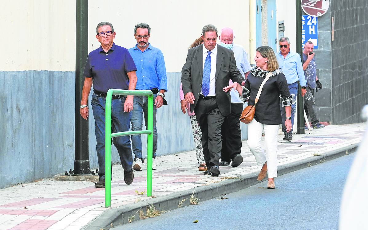 Estupor y consternación en la sociedad canaria: «Ángel no se merecía esto»