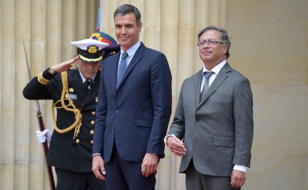 Sánchez ofrece a Colombia acoger la negociación con la guerrilla del ELN