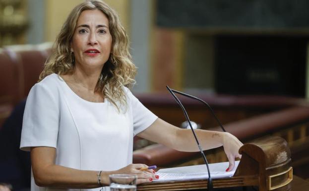 La ministra de Transportes, Raquel Sánchez, durante su intervención en el Congreso de los Diputados. /efe