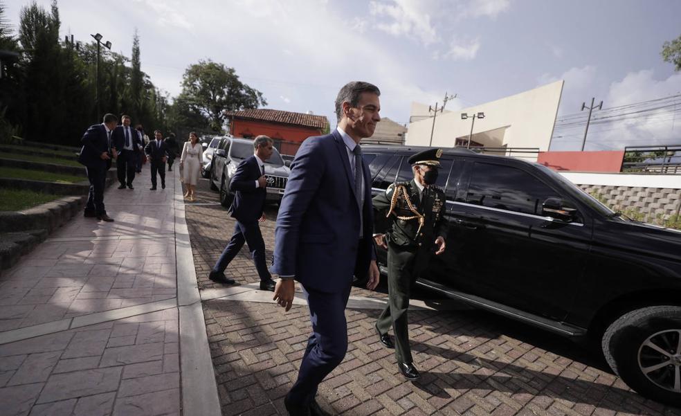 Sánchez afronta un 'otoño caliente' con una cargada agenda legislativa