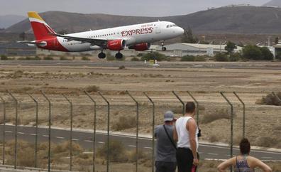 Iberia suspende el primer día de huelga ocho vuelos, dos de ellos con Gran Canaria