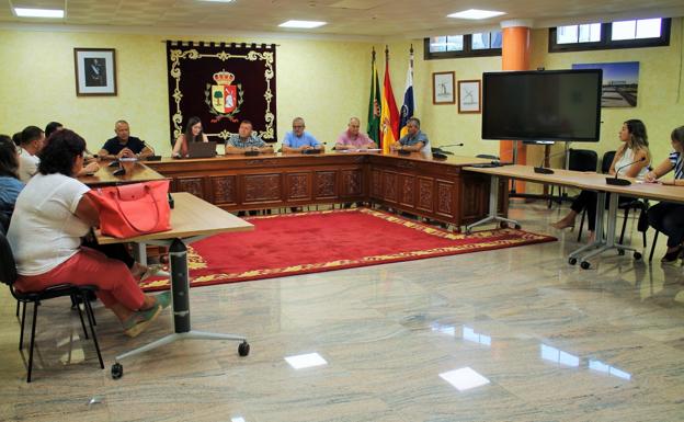 Antigua 'salva' limpieza viaria y recogida de basura hasta fin de año