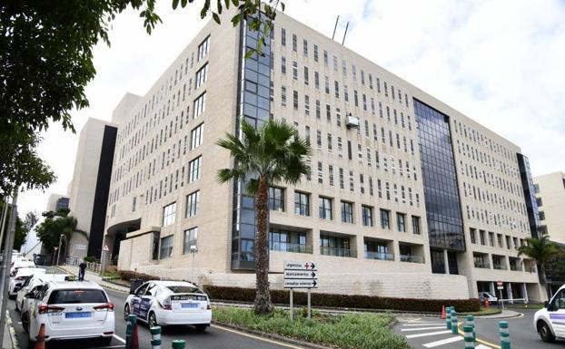 En estado crítico un motorista tras sufrir un accidente de tráfico en Gran Canaria